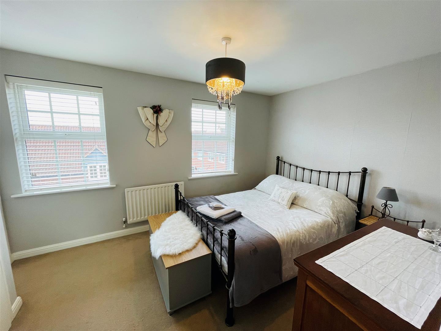 Kittyhawk Close, Bowerhill, Melksham Lock and Key